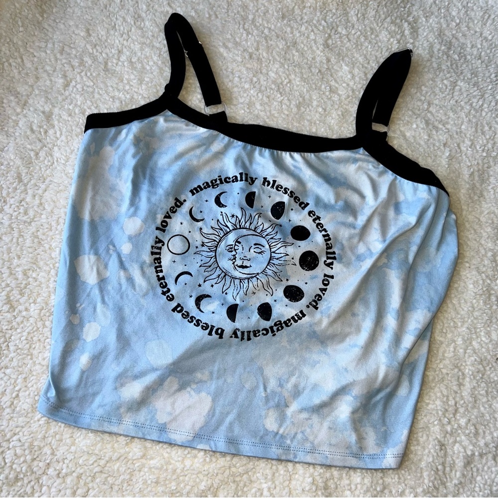 💙🤍 BLUE & WHITE SUN & MOON TANK TOP 🌙